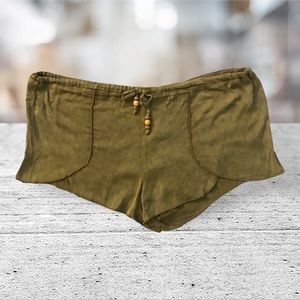 Chaser Shorts Drawstring Olive Scalloped Flap Hem Size Medium NWOT